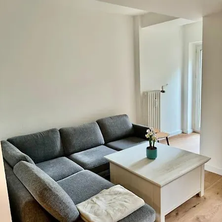 Schoene In Apartment Düsseldorf